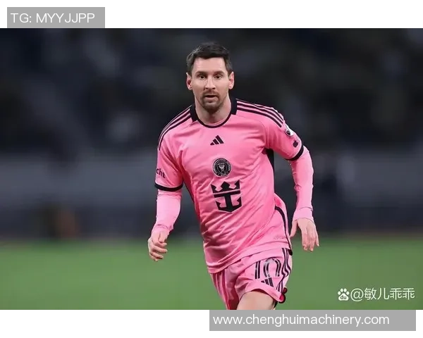 足球巨星泪洒赛场瞬间展现不为人知的脆弱与坚韧 足球巨星泪洒赛场瞬间展现不为人知的脆弱与坚韧