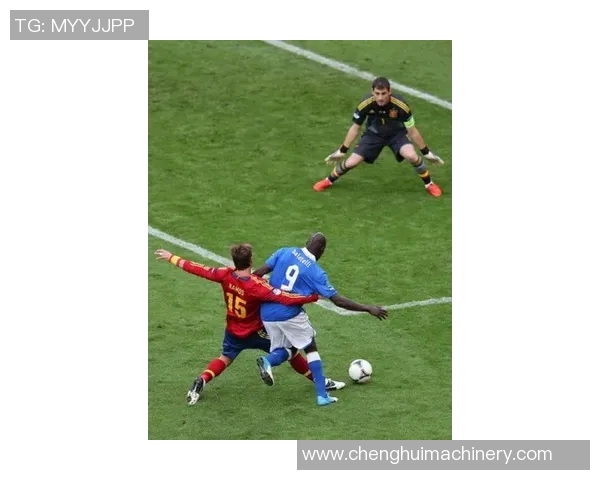 足球球星头脑风暴:揭秘顶尖球员背后的智慧与战术思维 足球球星头脑风暴:揭秘顶尖球员背后的智慧与战术思维